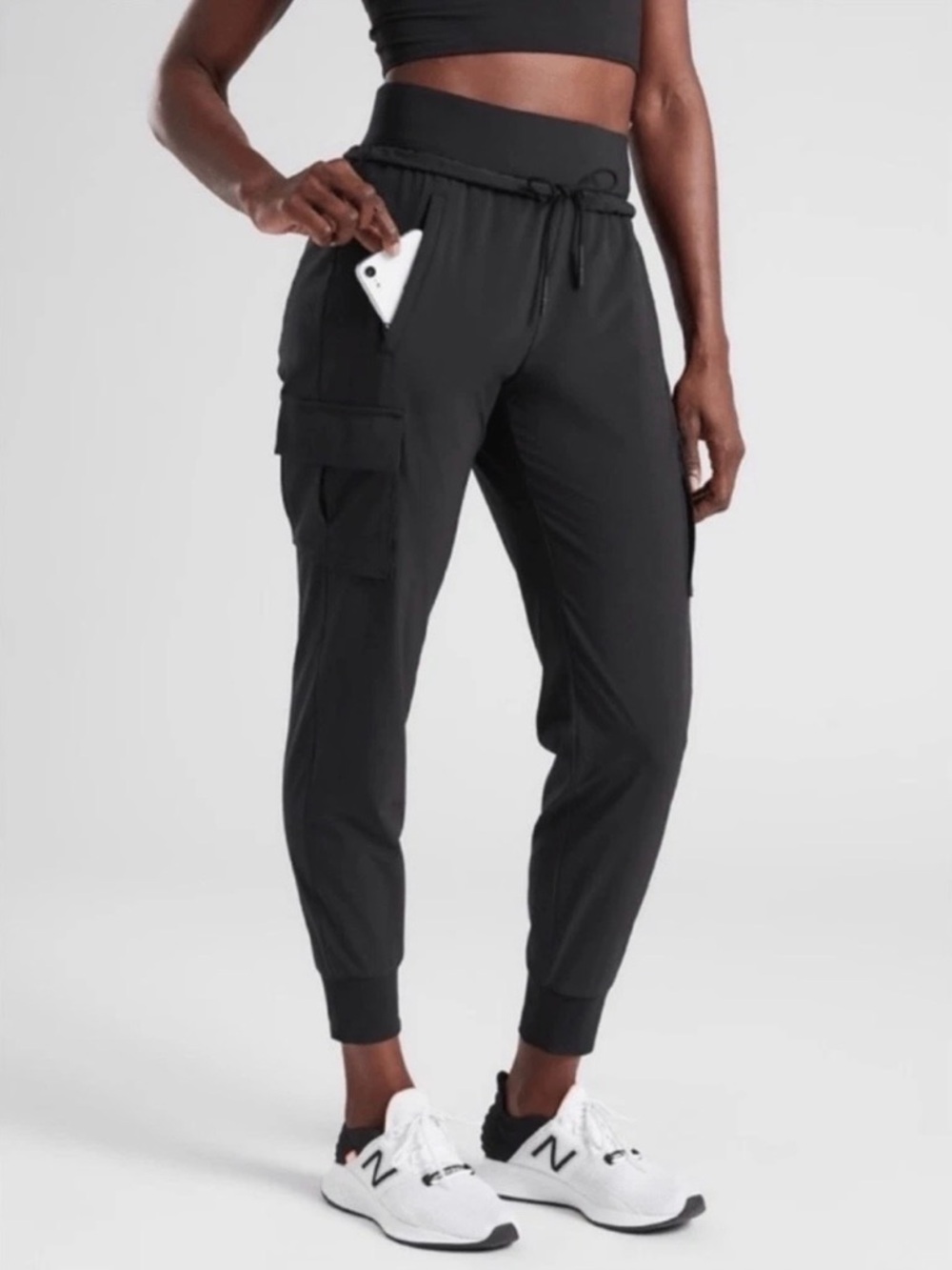 Women's Athleta Sutton Jogger Pants - Black - Size 8 and Size 10